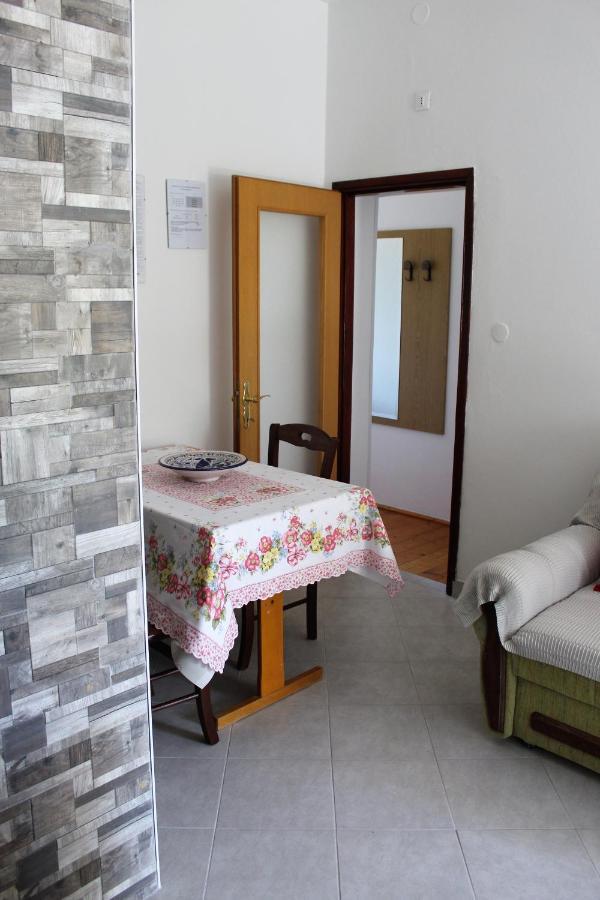 Laura'S Apartment Poreč Zewnętrze zdjęcie